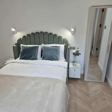 Old Town Dream Daire *